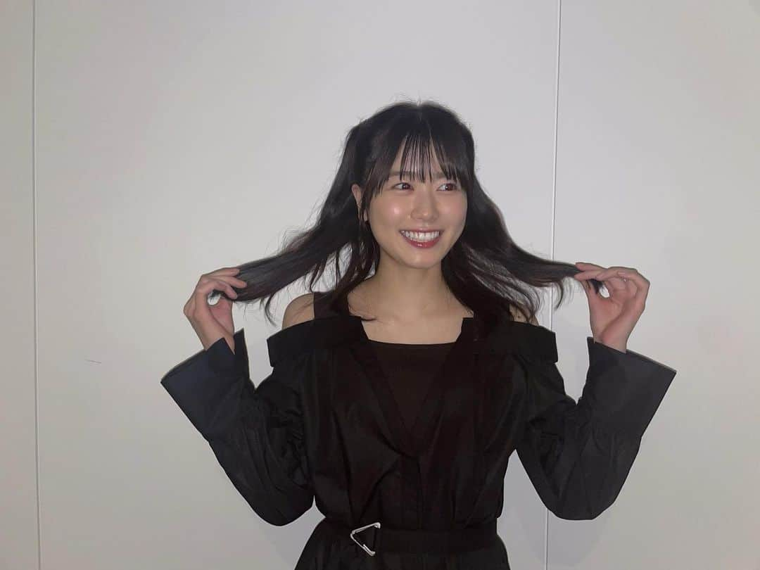 丹生明里さんのインスタグラム写真 - (丹生明里Instagram)「ハーフツイン×黒  🖤  ミーグリの日だったのでいろいろ挑戦してみた〜！  #ハーフツイン #日向坂46 #いつもと違う #丹生ちゃん #nibugram」5月3日 10時52分 - nibuchan_akari