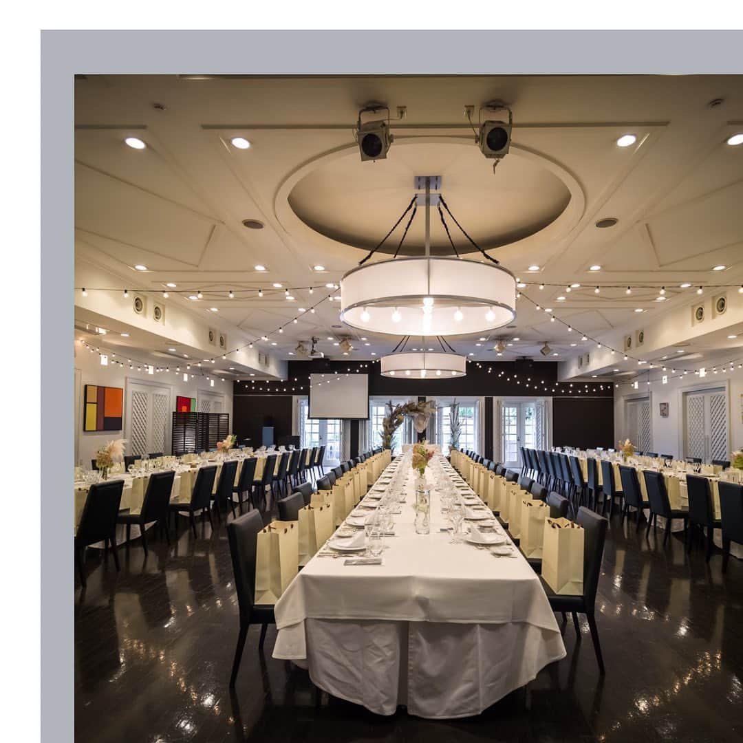 結婚式場 ヴィラ・デ・マリアージュ宇都宮のインスタグラム：「. 　　 まるでレストランのような banquet『KENZO』🍽 　　 丸のテーブルだけでなく 長テーブルのレイアウトもよく合います 　　 　　  #ウェディングケーキ #ウェディングケーキデザイン  #プロヴァンス⁡⁡ #フランス⁡⁡ #南フランスの街⁡⁡⁡ #ヴィラデマリアージュ⁡⁡⁡⁡⁡⁡⁡ #ヴィラデマリアージュ宇都宮⁡⁡⁡⁡⁡⁡⁡ #自然⁡ #ナチュラルウエディング⁡ #宇都宮結婚式⁡⁡⁡⁡ #那須結婚式⁡⁡⁡⁡⁡ #栃木結婚式⁡⁡⁡⁡⁡⁡⁡ #宇都宮結婚式場⁡⁡⁡⁡⁡⁡⁡ #那須結婚式場⁡⁡⁡⁡⁡ #栃木結婚式場⁡⁡⁡⁡⁡⁡⁡ #那須ウエディング⁡⁡⁡⁡⁡ #宇都宮ドレスショップ⁡⁡⁡⁡⁡⁡⁡ #ウェディングドレス  #栃木ドレスショップ⁡⁡⁡⁡⁡⁡ #ヴィラ花嫁⁡⁡⁡⁡⁡⁡⁡ #宇都宮花嫁⁡⁡⁡⁡⁡⁡⁡ #栃木花嫁⁡⁡ #宇都宮レストラン⁡ #栃木レストラン⁡ #宇都宮カフェ⁡ #栃木カフェ」