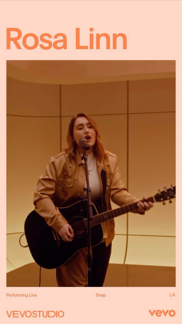 Vevoのインスタグラム：「“It was very therapeutic,” says @rosalinnmusic about writing “Snap” in her bedroom at 4am. Watch the Armenian singer perform it in our studio and catch her this summer on a US tour, which includes a Lollapalooza set.  ⠀⠀⠀⠀⠀⠀⠀⠀⠀ ▶️ [Link in bio]」