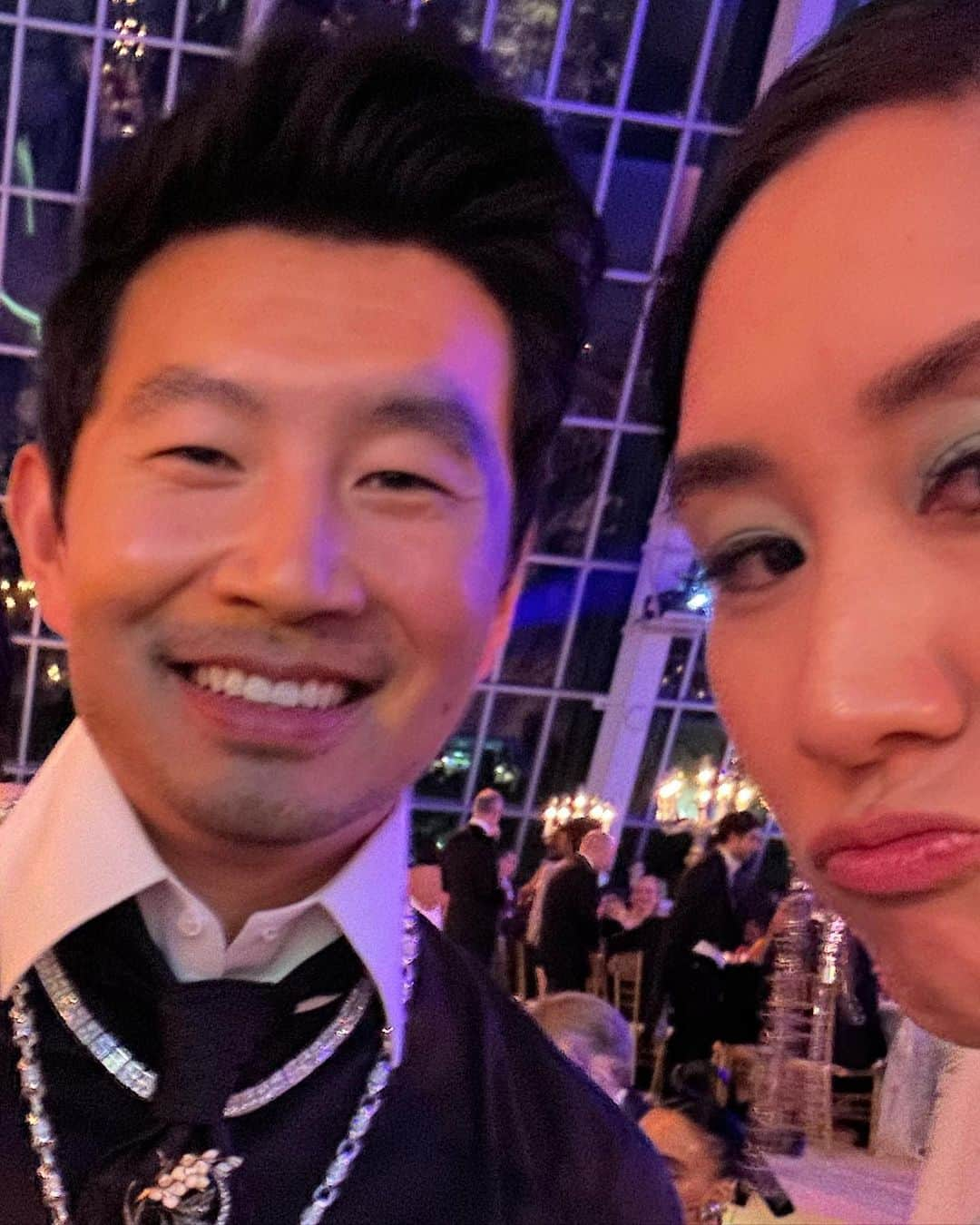 エヴァ・チェンさんのインスタグラム写真 - (エヴァ・チェンInstagram)「Met Gala photo buffet 🍲🍜🍛🍱🍧」5月3日 6時06分 - evachen212