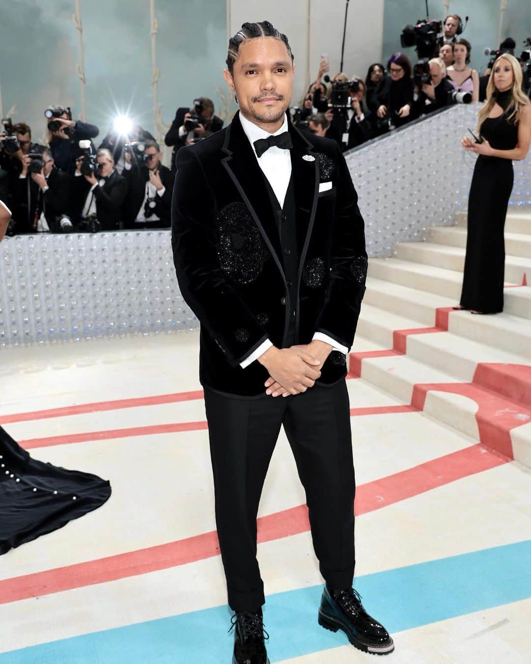 GQさんのインスタグラム写真 - (GQInstagram)「Whether they paired it with shades, braids, or that famous Skarsgard smolder, the fellas at the #MetGala gave a masterclass in wearing the hell out of a tuxedo. If you’re feeling inspired by the black tie bonanza that was the first Monday in May, we got you covered. Hit the link in bio for the best tuxes for every budget, taste, style, and occasion.」5月3日 6時30分 - gq