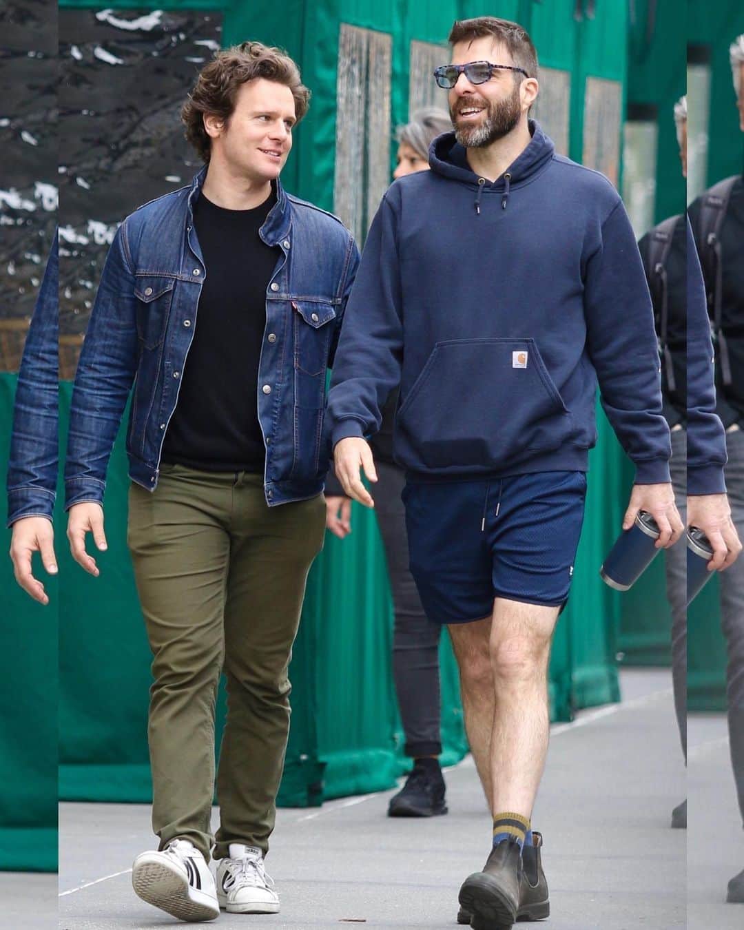 Just Jaredさんのインスタグラム写真 - (Just JaredInstagram)「Exes Jonathan Groff and Zachary Quinto were spotted hanging out together on Tuesday afternoon in New York City, ten years after their breakup. More photos are up now on JustJared.com! #JonathanGroff #ZacharyQuinto Photos: Backgrid」5月3日 6時52分 - justjared