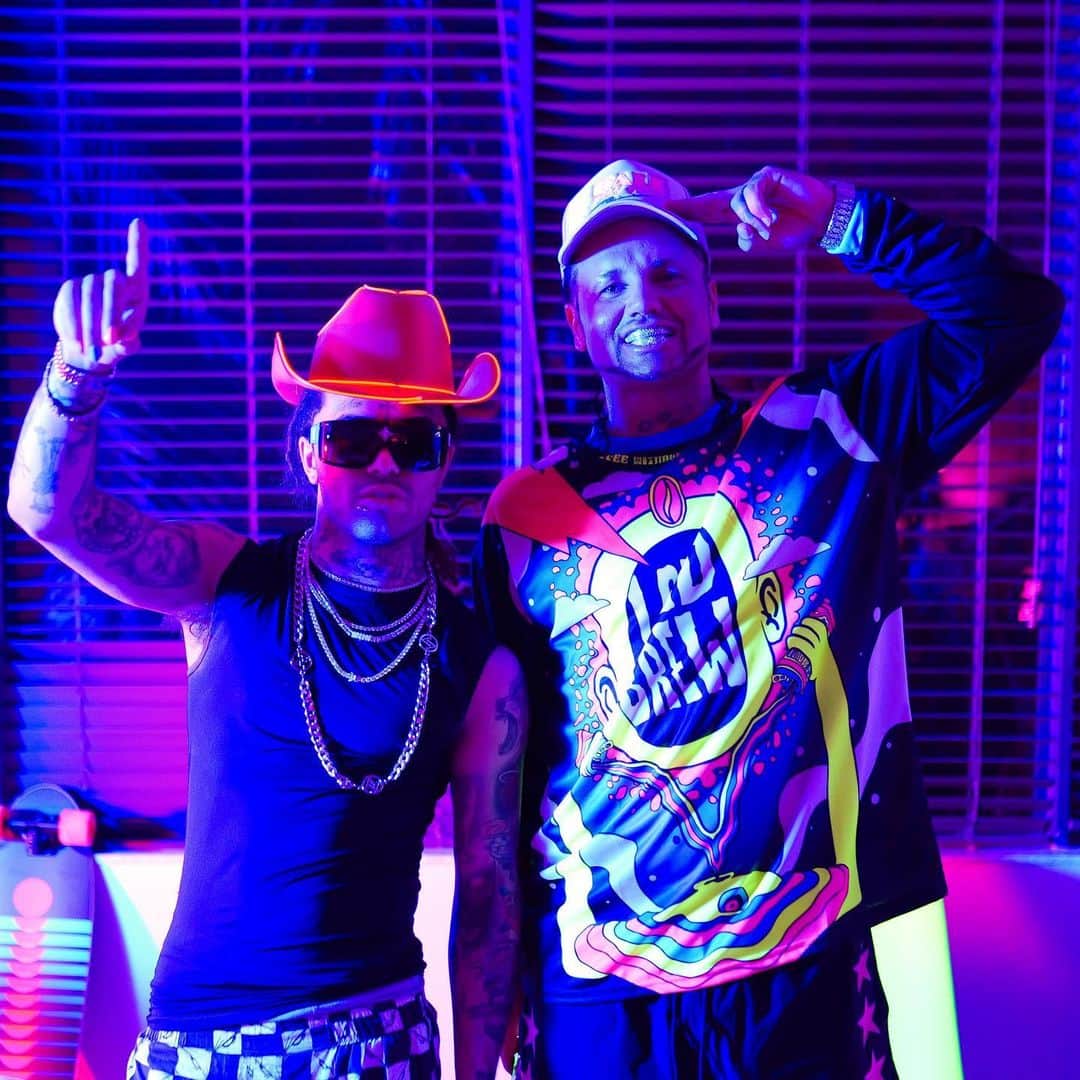 Riff Raffのインスタグラム：「RiFF RAFF x LiL PUMP   WHAT WOULD OUR @WWE TAG TEAM NAME BE ??」
