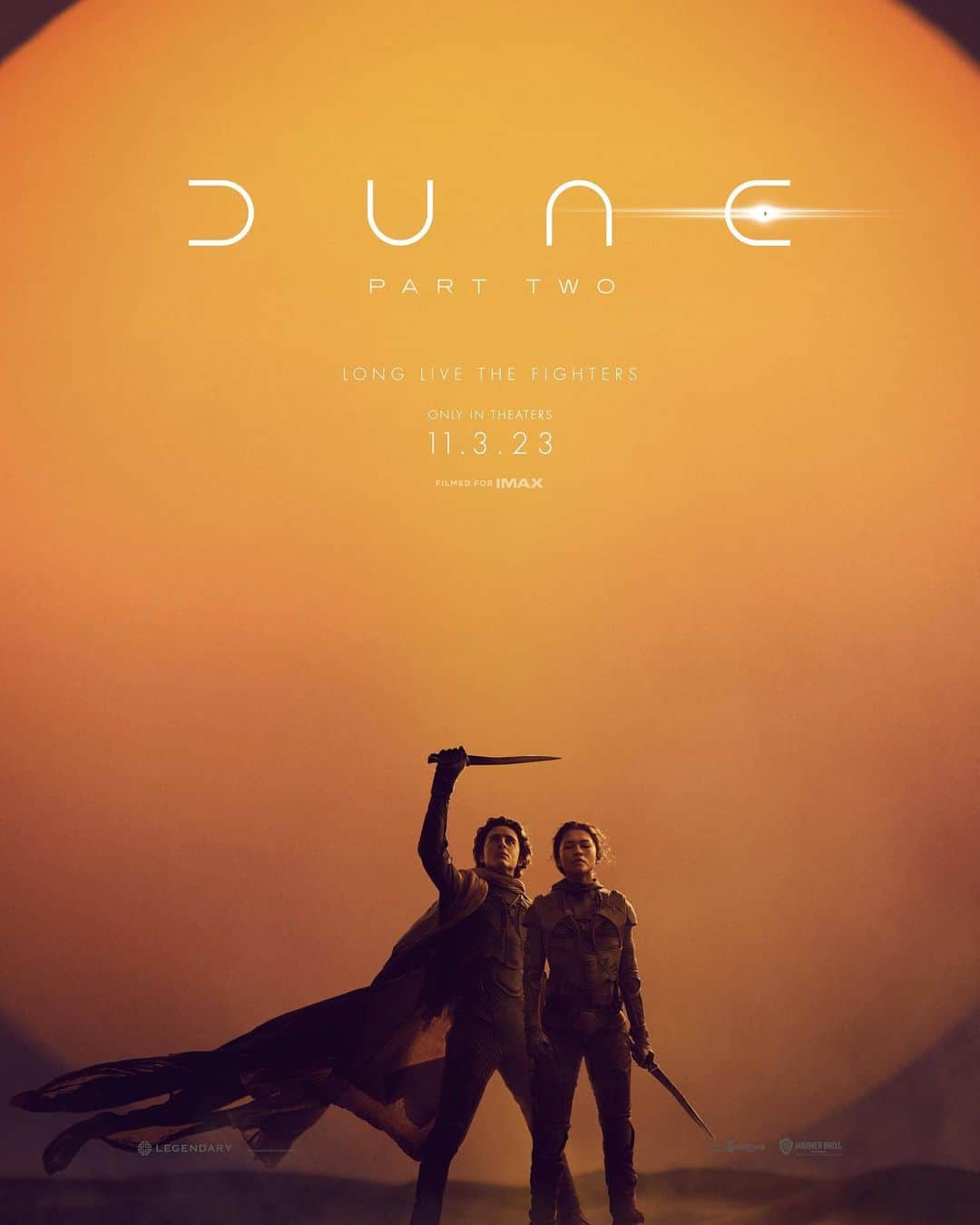 Just Jaredさんのインスタグラム写真 - (Just JaredInstagram)「The first poster for "Dune: Part Two" features Timothee Chalamet and Zendaya. We also have the first look at Austin Butler and Florence Pugh's new characters, which you can see now at the LINK IN BIO! #TimotheeChalamet #Zendaya #DunePartTwo Photo: Warner Bros」5月3日 7時36分 - justjared
