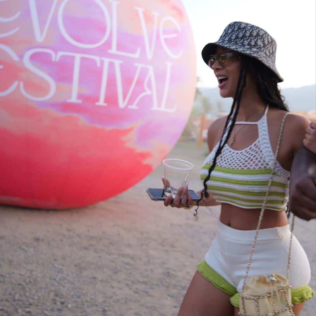 Draya Micheleのインスタグラム：「Best time EVER!!!!!! @revolve #revolvefestival」