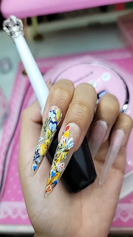 Max Estradaのインスタグラム：「Enailcouture.com new 123go bubble gum gel,  solid glue gel♡ vegan and Hypoallergenic.  Made in America 🇺🇸The moment so many have been waiting for is finally here! Enailcouture.com 123go maximum square is the longest flat boxy square pre made full coverage gel nail in the game. We also dropped xs sculpture square and magical ice hologram stickers☆Enailcouture.com 123go 5XL Coffin nails are the longest full coverage pre made gel nails in the world. They are EVERYTHING, made in America.Enailcouture.com new product drop ♡!~ 123go diy gel and our new charm nail stickers 😍Enailcouture.com made in American ♡!~Enailcouture.com 123go pre made gel nails are the game changer !~ perfect nails every time with no smells or dust!~ long lasting and easy removal , made in America! Enailcouture.com  #ネイル #nailpolish #nailswag #nailaddict #nailfashion #nailartheaven #nails2inspire #nailsofinstagram #instanails #naillife #nailporn #gelnails #gelpolish #stilettonails #nailaddict #nail #💅🏻 #nailtech#nailsonfleek #nailartwow #네일아트 #nails #nailart #notd #makeup #젤네일  #glamnails #nailcolor  #nailsalon #nailsdid #nailsoftheday Enailcouture.com」