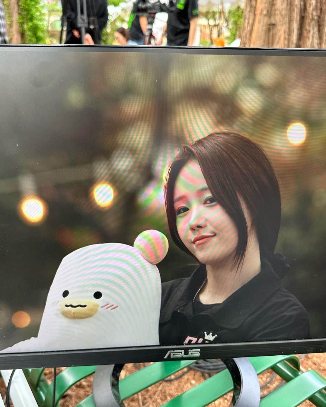 ジユルのインスタグラム：「웃으실게요🎬」