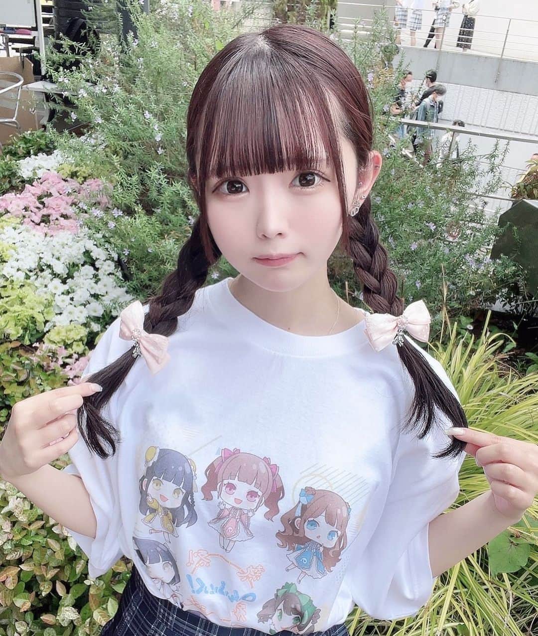 のインスタグラム：「みつあみ、珍しいです^_^」