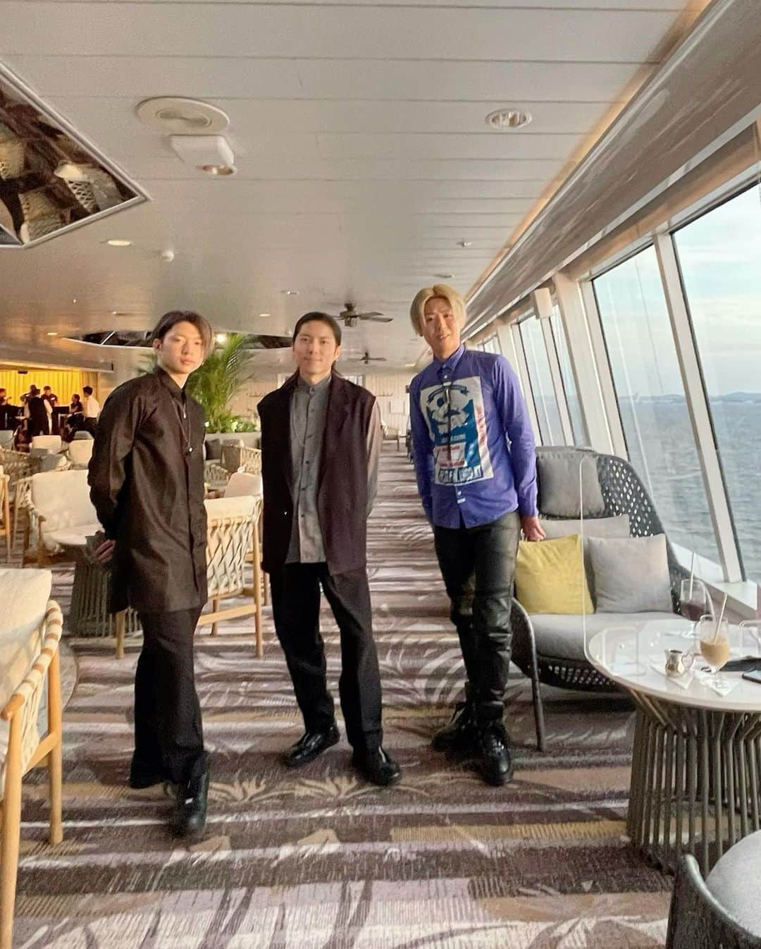 ザンゲ（ZANGE）さんのインスタグラム写真 - (ザンゲ（ZANGE）Instagram)「SHOW TIME at Luxury liner「ASUKA II」🚢🕺🕺🕺 飛鳥IIクルーズの旅にてXTRAP船内ステージでショーをさせて頂きました🕺🕺🕺 @xtrap.official   #飛鳥ⅱ #asuka2 #XTRAP #miyazaki #lego」5月3日 20時21分 - zange_xtrap