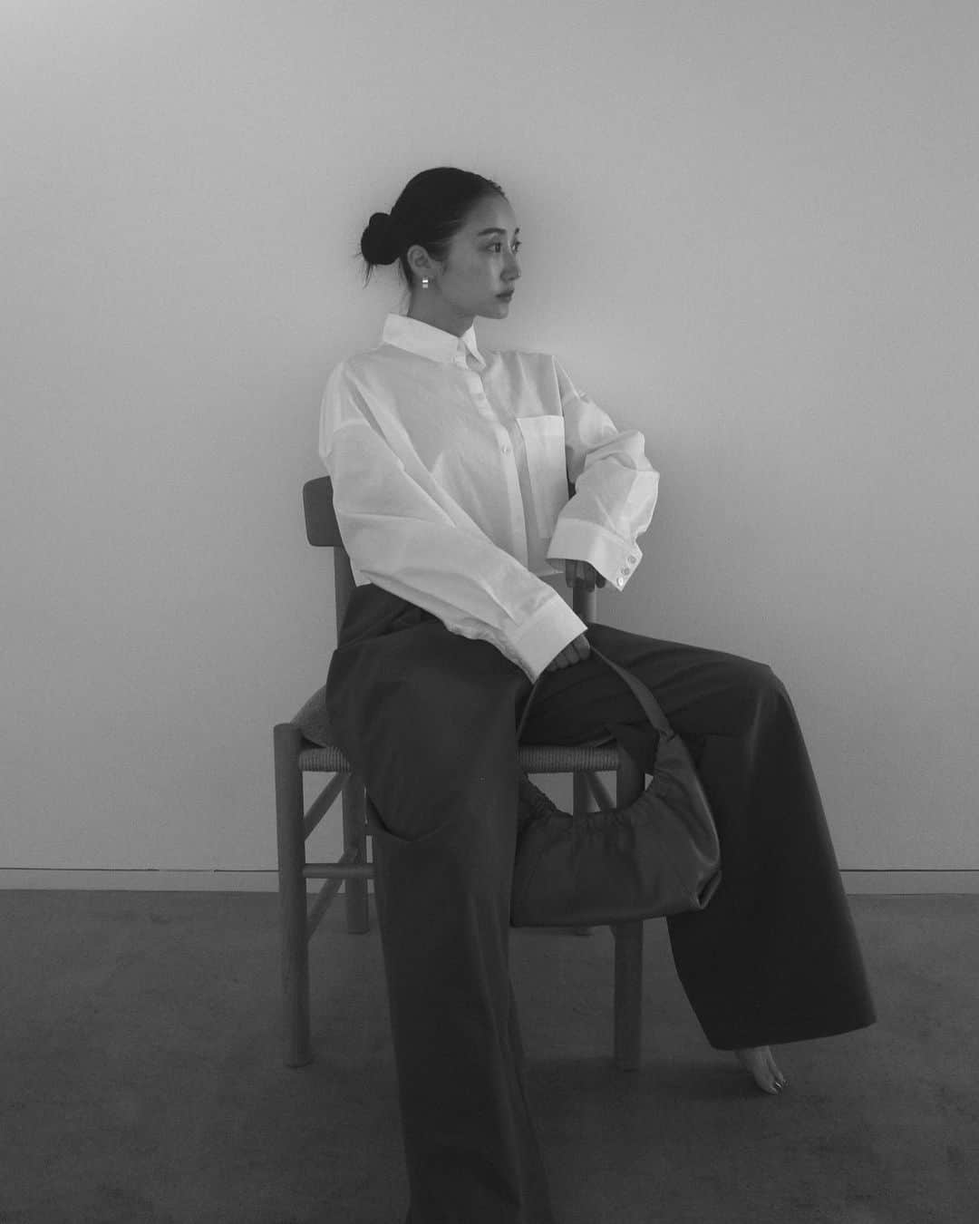 Icumi Oohamaのインスタグラム：「GW始まりましたね！ 今日は西武ゆうえんちへ行ってきました☺︎ 縁日通りの釣り堀でたくさんお魚釣れたのが1番うれしかったみたい♡私も同じく♡輪投げ、缶投げ、射的、駄菓子屋、遊園地と盛りだくさん！1日楽しかったね〜☺︎」