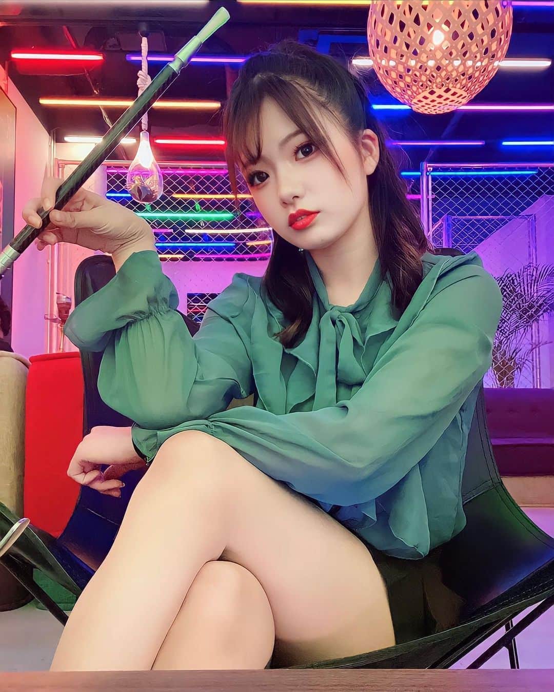 ゆいののインスタグラム：「⁡ 休日シーシャ🫧𓂃𓈒𓏸 ⁡ ⁡ ⁡ ✼••┈┈••✼••┈┈••✼••┈┈••✼••┈┈••✼ ⁡ 👠Show time 1部 ▷▶︎ 18:30open 19:00start 2部▷▶︎ 20:40open 21:15start 3部▷▶ 22:50open 23:30start ⁡ 下記リンクから 日付選択して予約出来ます🙆‍♀️ 💫https://ts.burlesque-tokyo.com/booking/ ⁡ 当日で記載が無くても 電話すると入れるかもです❣️ 📞 052-228-4141 ⁡ 最寄りは地下鉄栄駅1番出口 1番出口から体感徒歩1分🚶‍♀️ 🔎🌎〒460-0003 名古屋市中区錦3丁目18-12  Minex88ビル 8F バーレスクTS ⁡ ✼••┈┈••✼••┈┈••✼••┈┈••✼••┈┈••✼ ⁡ ⁡ #burlesque #burlesqueTS #burlesquetokyo #バーレスク東京名古屋店 #バーレスクTS #バーレスク東京 #バーレスク #バーレスクtsゆいの #誰かの夢になって生きていく #エンタメ活動を止めない #ショーガール #ショークラブ #showgirl #showclub #showtime #showpub #nightclub #名古屋新名所#名古屋観光#love名古屋 #名古屋旅行#名古屋インスタ映え #錦3」