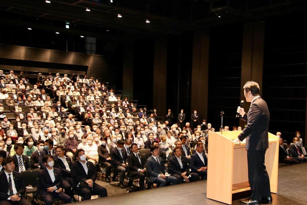 木原稔さんのインスタグラム写真 - (木原稔Instagram)「憲法フォーラムで講演。何としても国会での改正発議をやり遂げます。」5月3日 20時33分 - kiharaminoru