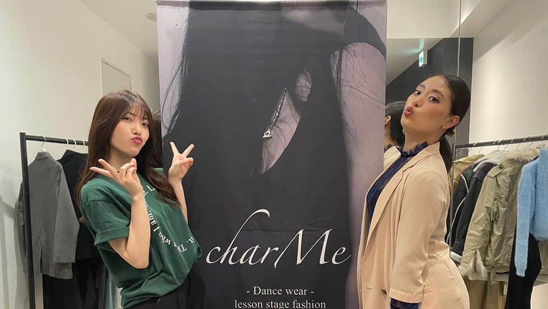 白石みずほさんのインスタグラム写真 - (白石みずほInstagram)「_charMe. WS & POPUP ありがとうございました🩷 どちらも好評に終わり嬉しい限り🥰  シャルムオリジナルTシャツ付きの お得レッスンでした🉐  遊びに来てくださったお友達の皆様もありがとうございました‼️ 第二弾も企画中です✨お楽しみに🩵🧡🤎🩶  @charme.__official   #charMe. #シャルム #dancewear」5月3日 20時36分 - mizuhoshiraishi