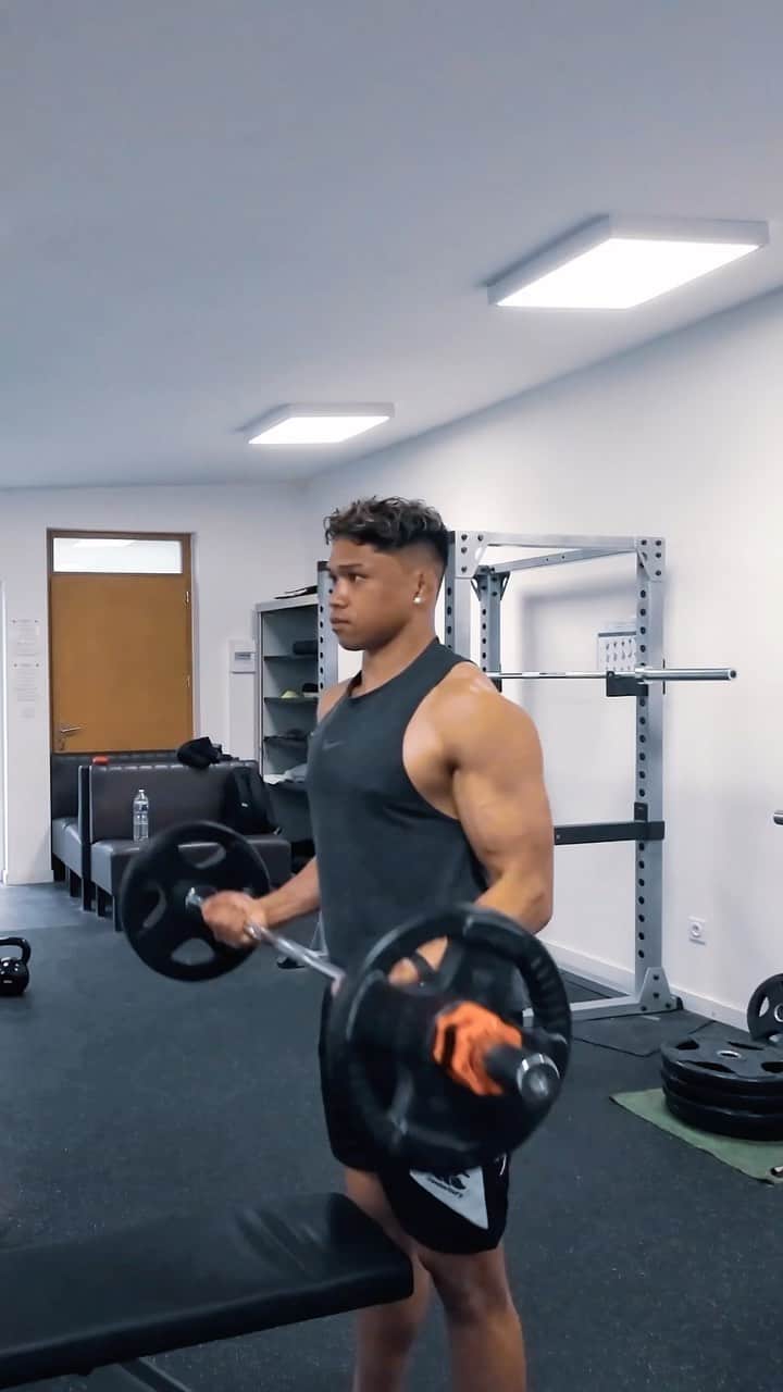 合谷和弘のインスタグラム：「#GYM   #shotondjiosmoaction3 #dji #osmoaction3   2023.4.29   #pastvideo #rugby #athlete #athletelife  #sunchlorellajapan #teamsunchlorella #sunchlorella   #グローバルWiFi #globalwifi #gobeyonder #GOBEYOND #KazuhiroGOYA #合谷和弘 #kevin」