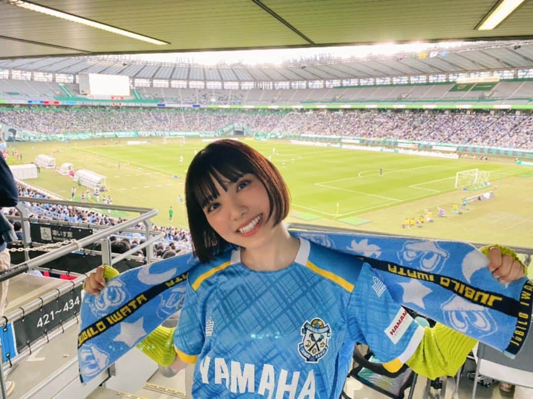 幹葉（スピラ・スピカ）のインスタグラム：「🏟⚽️  現地で応援やっぱり楽しー！！！ 勝ちたかったーーー🥲✨  #ジュビロ磐田 #jubilo  #最響未来ファンファーレ #スピラスピカ  #サッカー #soccer #football」
