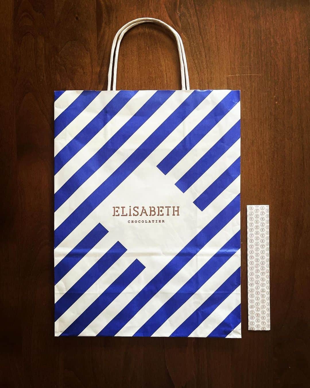 shin -SAKE instructor-のインスタグラム：「日本で買えないチョコレート #erisabeth #chocolatier #おいしい」