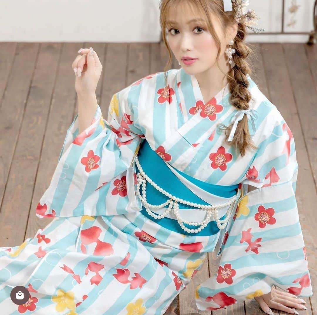 Shienさんのインスタグラム写真 - (ShienInstagram)「・ ・ @mydress365_official で浴衣好評発売中❣️ 　 もうすぐ浴衣の季節☀️ ぜひチェックしてみてください❤️ 　 　 #浴衣 #浴衣女子 #ゆかたコーデ #マイドレス #ゆかたアレンジ」5月3日 12時28分 - shien_o1202