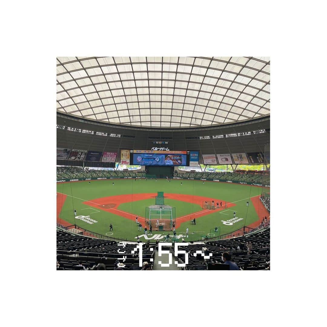 HBC北海道放送「HBCスポーツ」のインスタグラム：「皆さんこんにちは🎏🌈 このあと1時55分からは #Bravoファイターズ 中継🙌💫 きょうは #ベルーナドーム で行われる西武戦をお送りします🏟️🦁 解説は #鶴岡慎也 さんです💪！ お家でテレビを見ながら一緒に #ファイターズ を応援しましょう～❤️‍🔥」