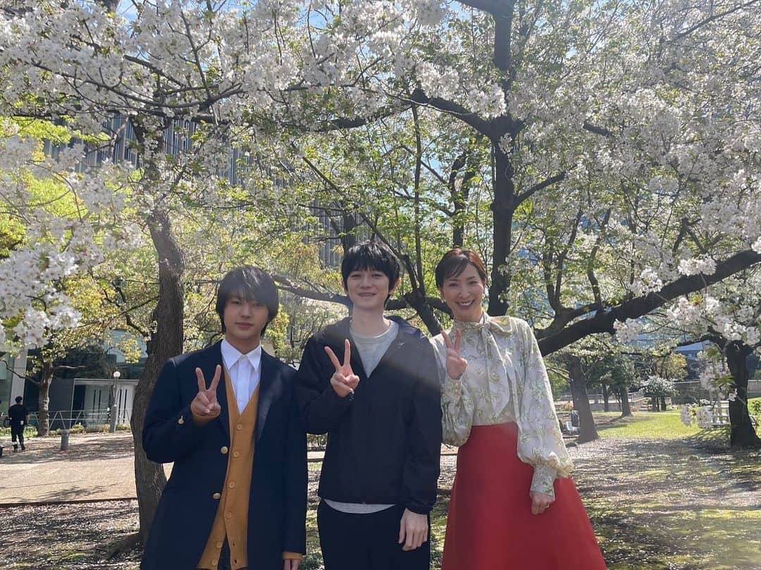 荒木飛羽のインスタグラム：「クライムファミリー最終回観ていただけたでしょうか⸜( ˶'ᵕ'˶)⸝♡ TVerで見逃し配信もしているので、見逃してしまった方は是非ご視聴下さい^ ̳ᴗ ̫ ᴗ ̳^⑅⃛」