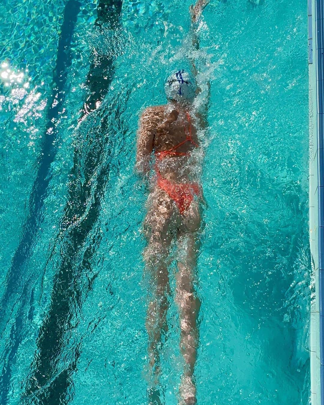 マディソン・ウィルソンのインスタグラム：「Something about being in the water」