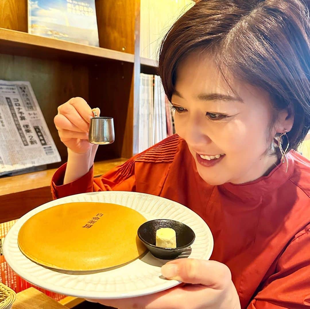 池尻和佳子さんのインスタグラム写真 - (池尻和佳子Instagram)「娘とおデート❤️GW食べすぎ注意報出てます。新緑が美しい。この後はどんたく中継、お楽しみください。」5月3日 14時19分 - wakako_ikejiri_rkb