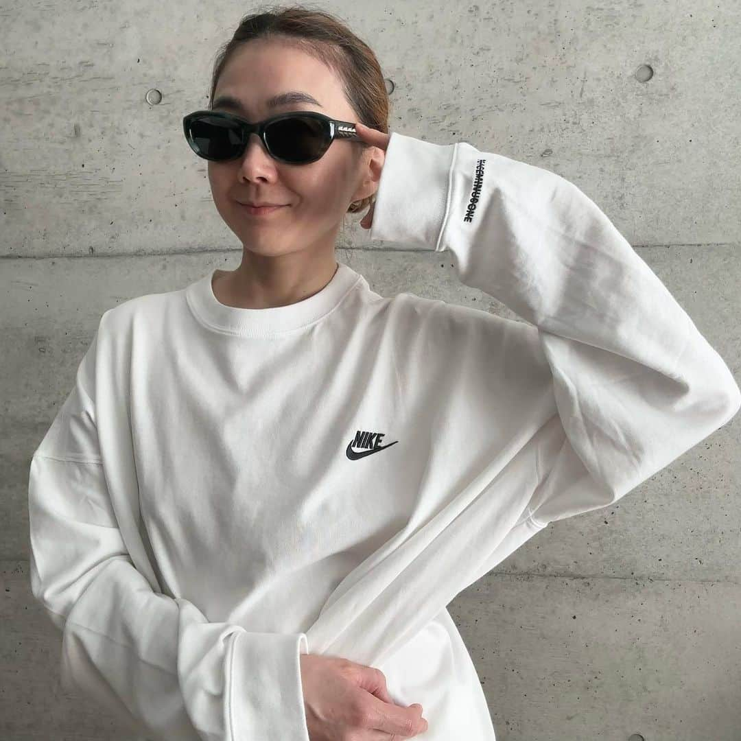 岸本佳子さんのインスタグラム写真 - (岸本佳子Instagram)「🤘🏻🕶🤘🏻  T-Shirt @nike X @peaceminusonedotcom Shade @gentlemonster   #nike #peaceminusone #gentlemonster #qol #fashion #lifestyle #tokyo #ootd」5月3日 15時44分 - yoshico_kishimoto