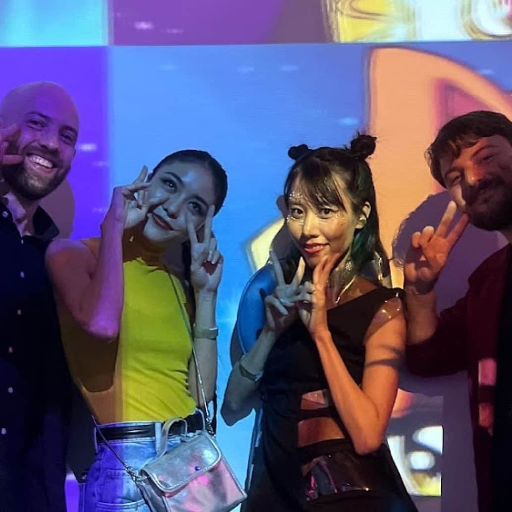 草野絵美のインスタグラム：「nice team™ • nyc ‘22」