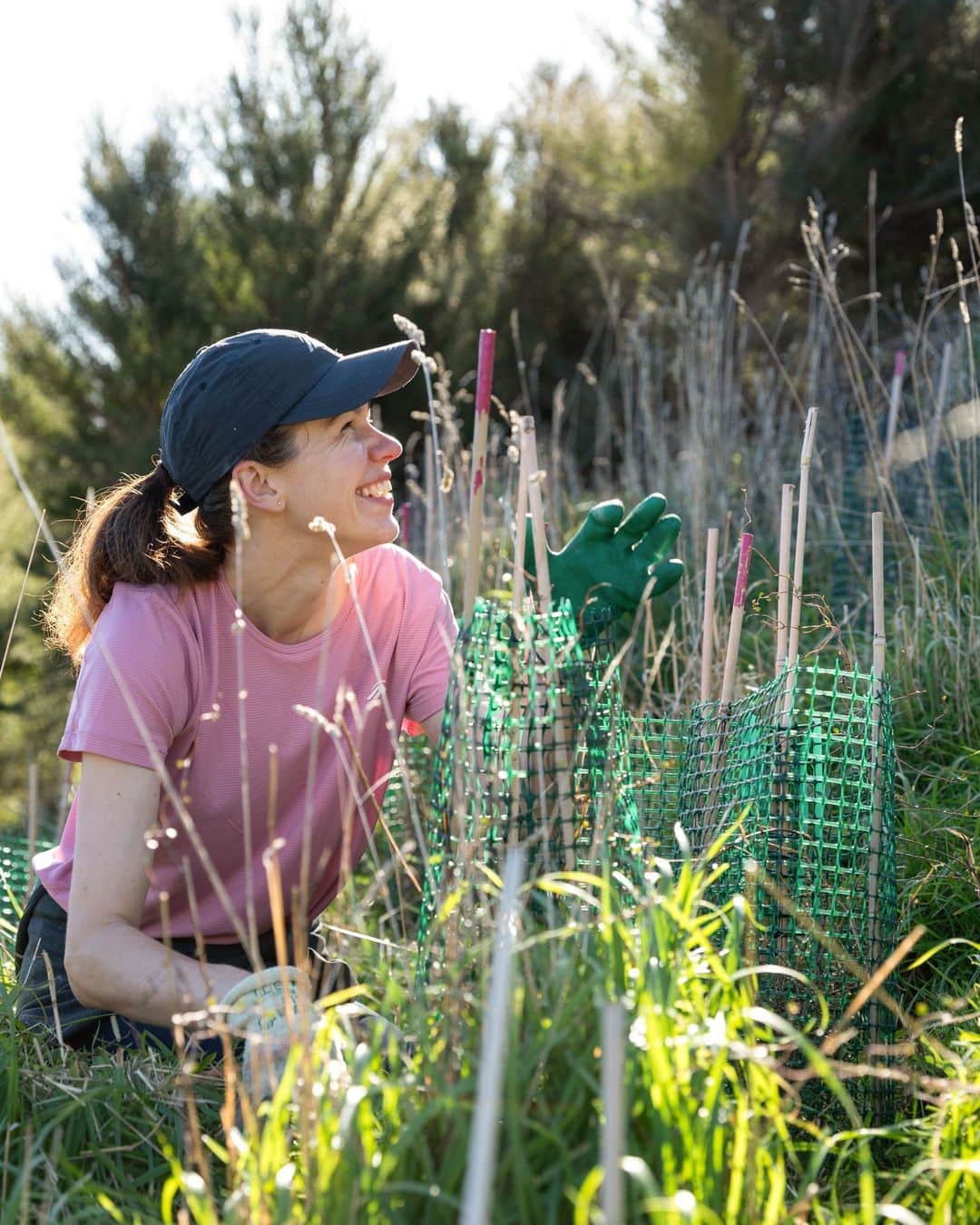 のインスタグラム：「Over the last 10 years, the Macpac Head Office (aka Basecamp) have been planting trees at Hidden Valley in the Christchurch Port Hills in collaboration with the Victoria Park Rangers. Since planting the first seedlings in 2013 (some of which are now over five metres tall), the forest has matured and is beginning to regenerate naturally. Now that the planting for Hidden Valley is complete, we’re ready to tackle a new location in Greenwood Park, Sumner.」