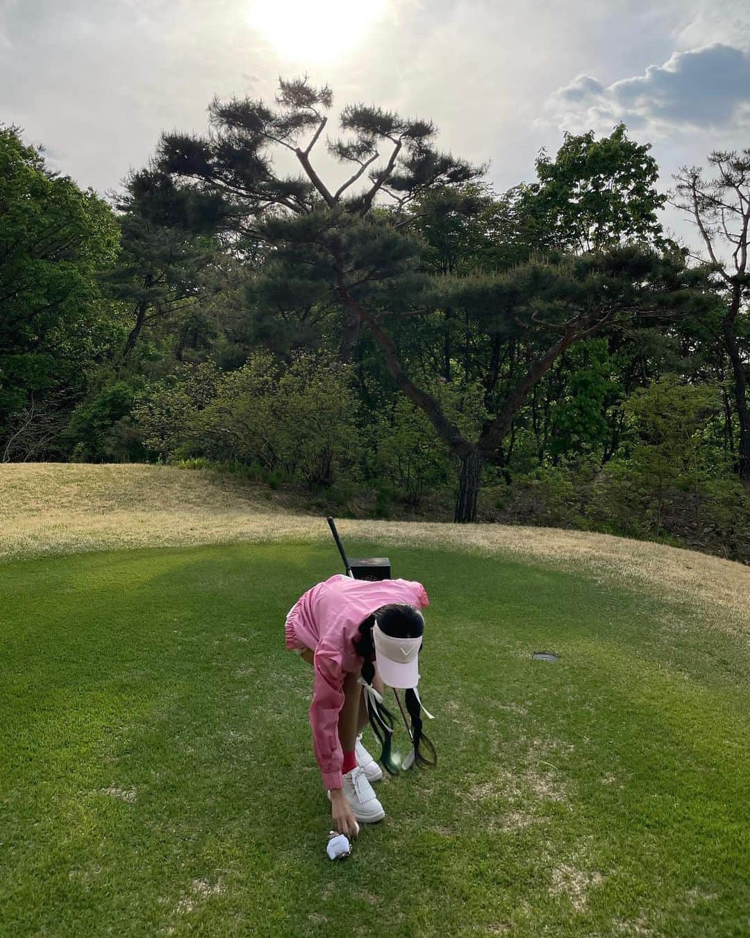 キュリ さんのインスタグラム写真 - (キュリ Instagram)「Pink ping 💗🎀👚🤍」5月3日 16時38分 - qtfreet