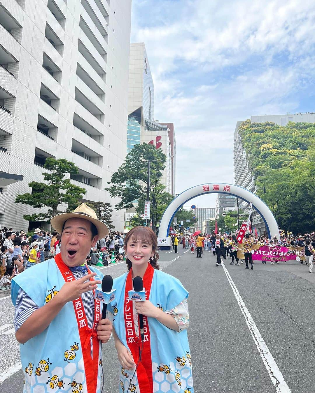 横山紗弓さんのインスタグラム写真 - (横山紗弓Instagram)「博多どんたく港まつり 4年ぶりの通常開催💫 パレード隊も沿道の皆様も笑顔が弾けていました🤩 ももち浜ストアpresents どどど・どんたく 歌って笑って大行進SP！ ありがとうございました☺︎ #TNC #ももち浜ストア #博多どんたく #博多どんたく港まつり」5月3日 16時42分 - 1129sym