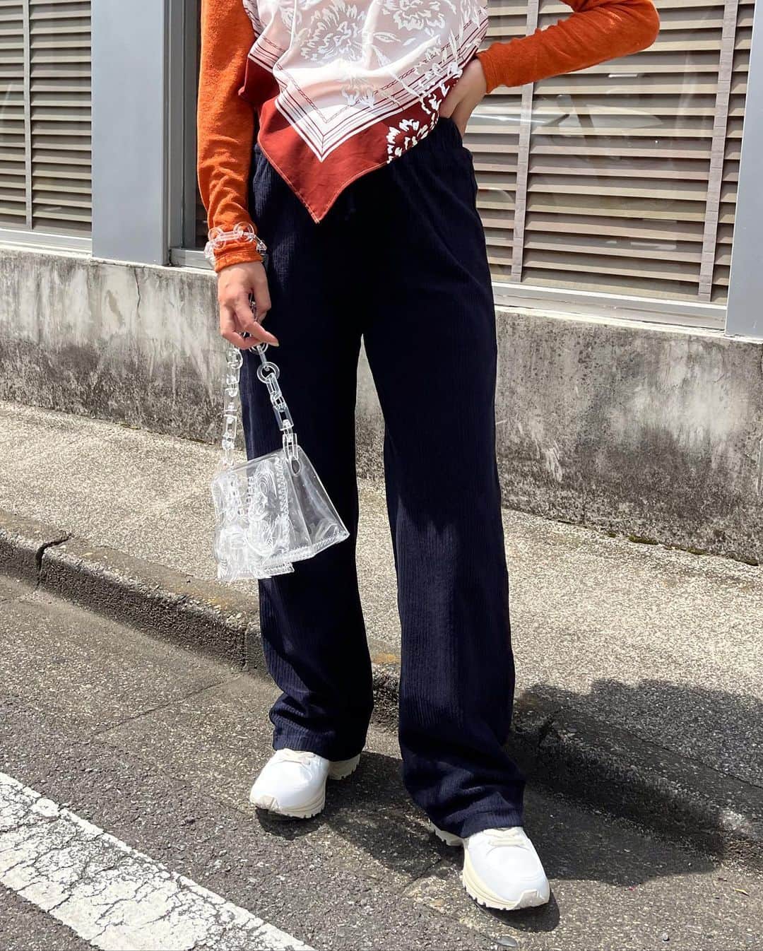 【ANN DE ARKさんのインスタグラム写真 - (【ANN DE ARKInstagram)「【styling】  tops: PHOTOCOPIEU inner: Baserange pants: Baserange bag: Mame Kurogouchi shoes: VEJA  詳しくはオフィシャルサイト【ARKnets】にて。 ■商品や通信販売に関しまして ご不明な点がございましたらお気軽にお問い合わせください。 ----------------------------------- オフィシャルサイトの在庫と店頭在庫は共有しております。 商品に関しましては、お気軽にコメントや店舗までお問い合わせください。 ⬇︎⬇︎⬇︎ @ann_de_ark  @arknets_jp_official  #fashion #栃木 #宇都宮 #ショップ #セレクトショップ　#arknets #anndeark #  -----------------------------------」5月3日 16時57分 - ann_de_ark