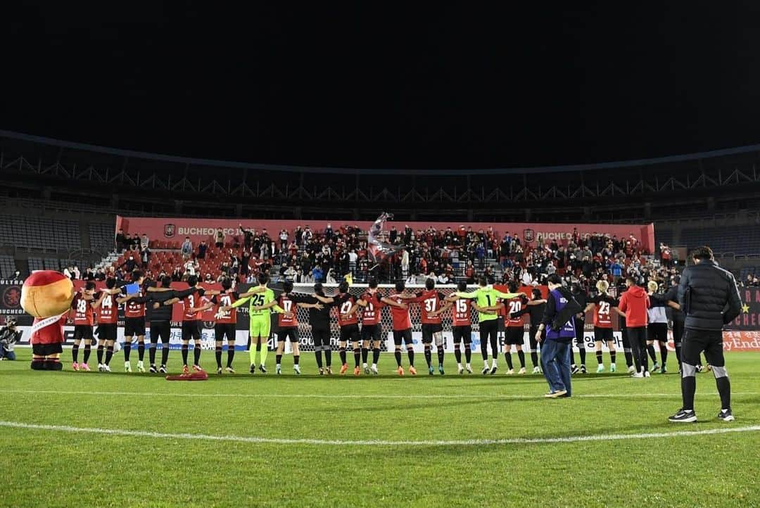 高橋一輝さんのインスタグラム写真 - (高橋一輝Instagram)「“About last night” @bucheonfc1995 🔴⚫️」5月3日 17時20分 - kt10_official