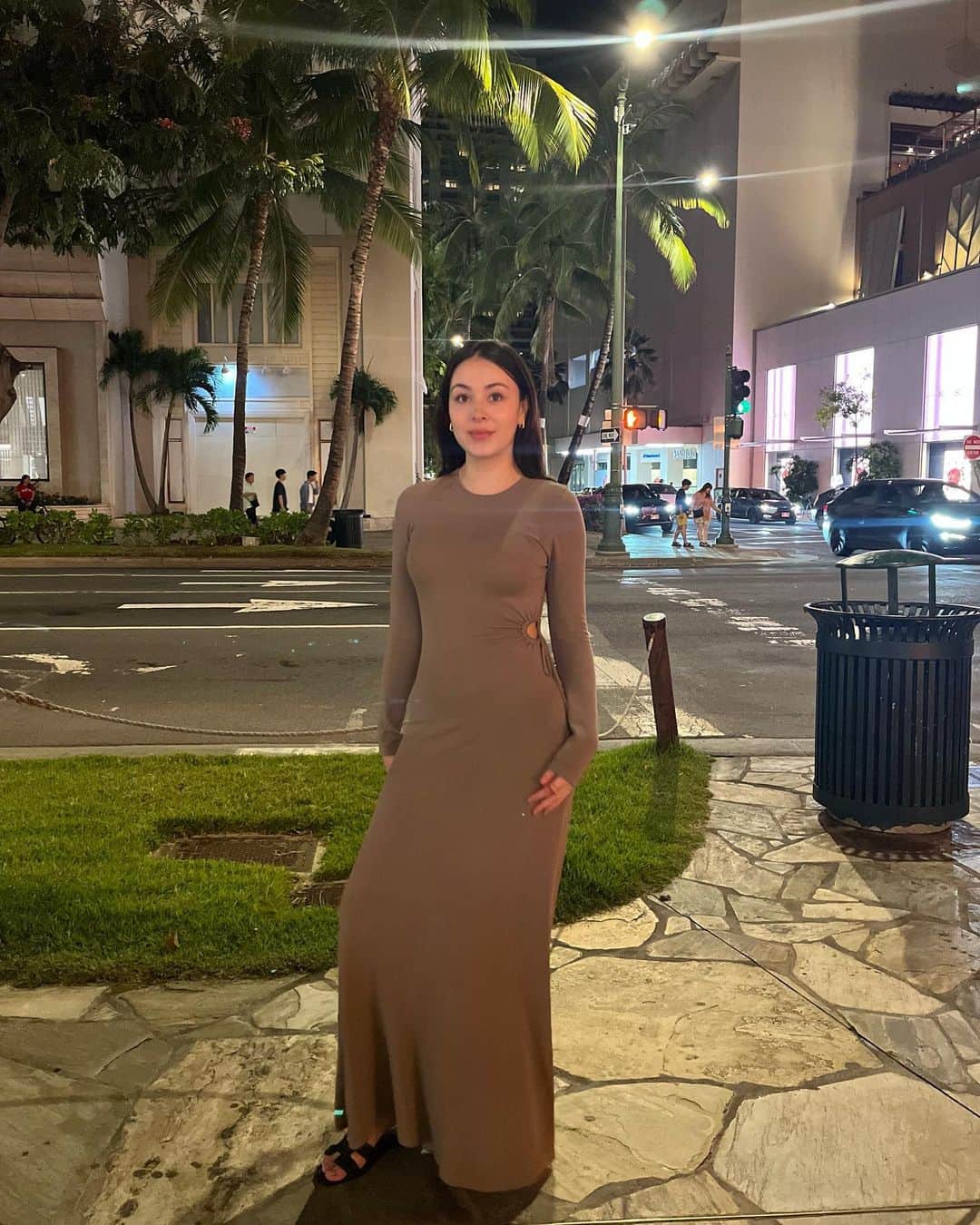 エレナ・アレジ・後藤のインスタグラム：「🌴」