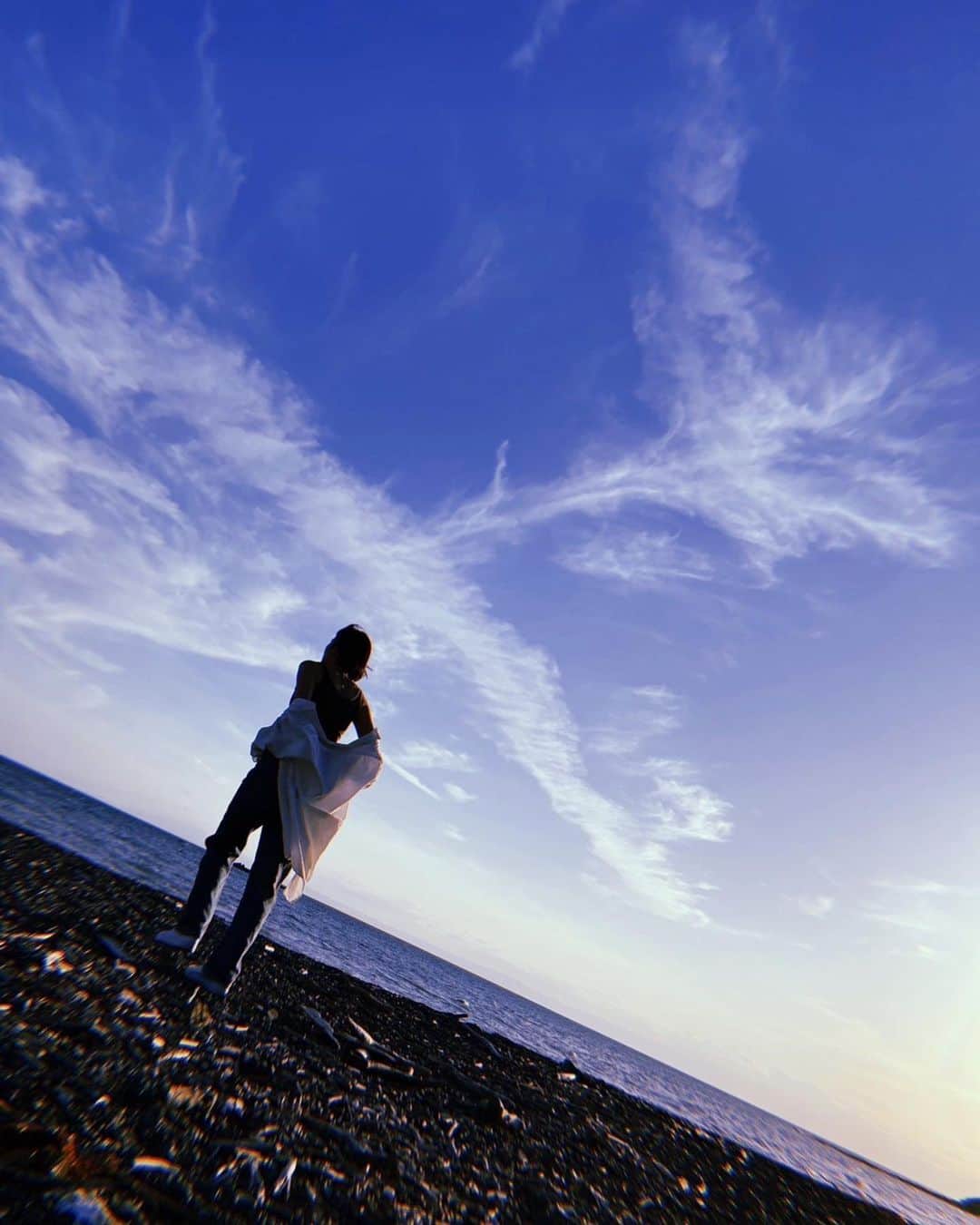 佐藤乃莉さんのインスタグラム写真 - (佐藤乃莉Instagram)「飛べそう🕊  #sea#sky#青#雲#海#写真」5月3日 18時17分 - nori_sato_