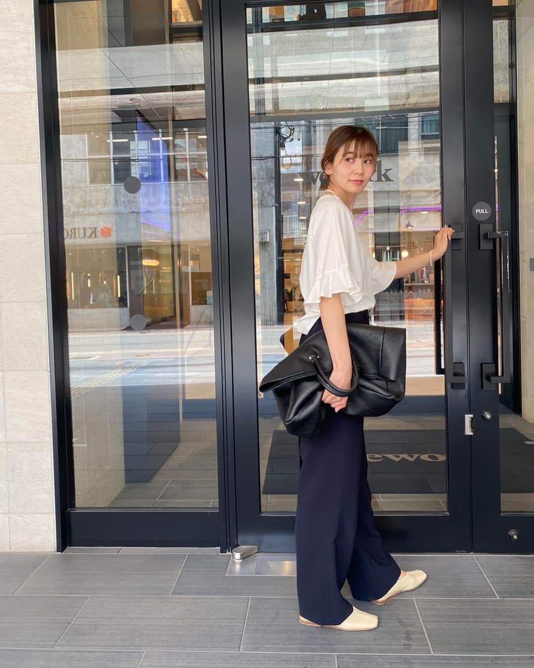 松田 美奈子のインスタグラム：「💻🌿 ___  福岡オフィス初出勤の日🐣  5/6sat.20:00- START♡ 新作発表会です！」