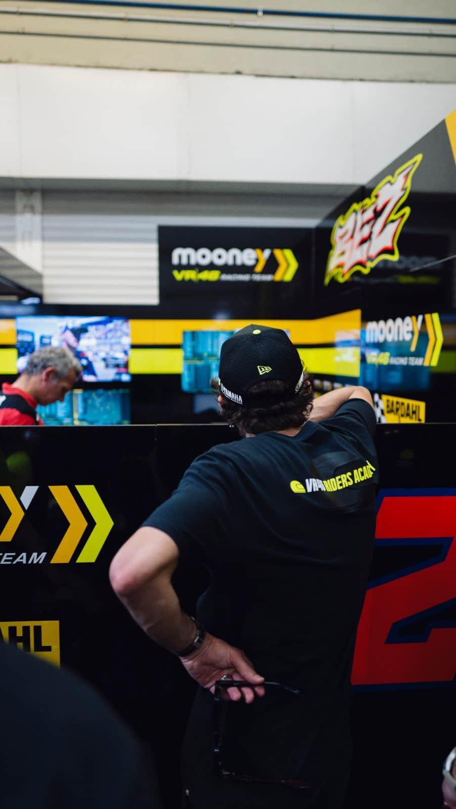 バレンティーノ・ロッシのインスタグラム：「Bello tornare a casa Jerez @motogp」