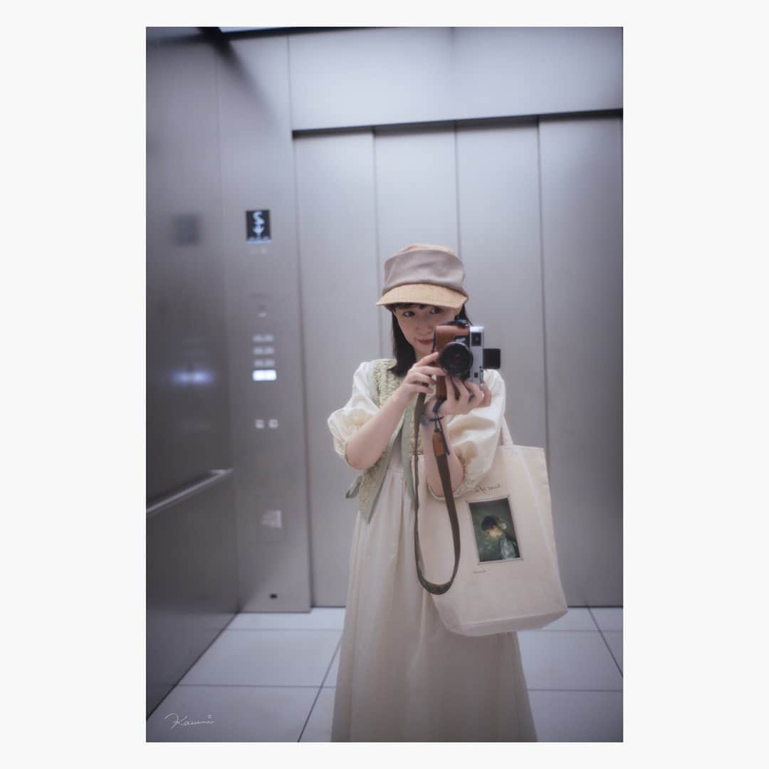 花澄さんのインスタグラム写真 - (花澄Instagram)「Leica M10-P summilux 35mm f1.4 2nd  #leica#leicam10p#summilux#summilux35#summilux35mm2nd#oldlens#オールドレンズ#tokyo#japan#oldlens_tokyo#花澄#kazumiphotography」5月3日 19時14分 - textisan