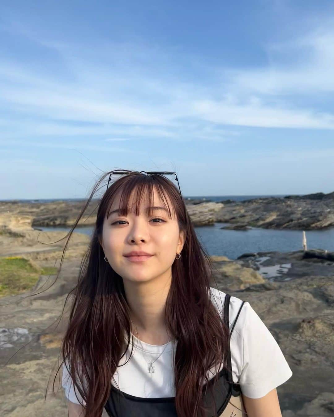 葉月ひとみさんのインスタグラム写真 - (葉月ひとみInstagram)「海こそ私の癒しなのです🌞🩵」5月3日 19時42分 - hitomi_hazuki