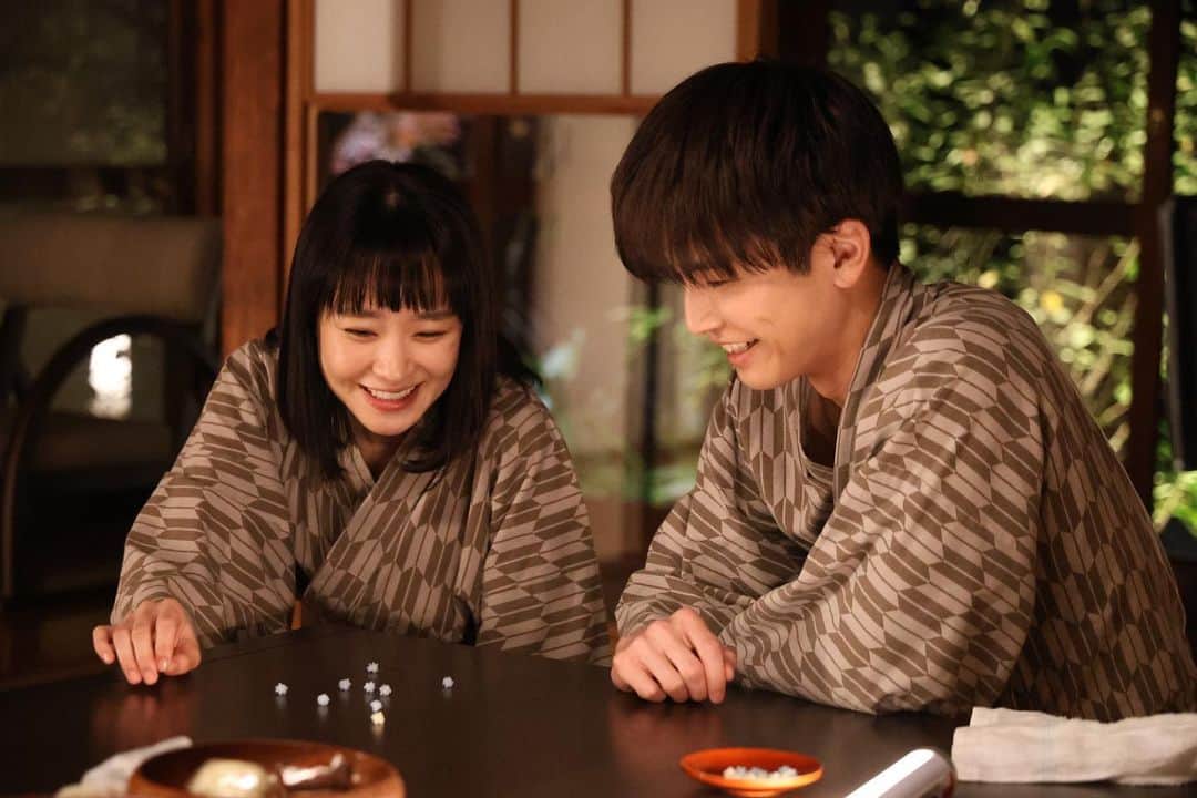 あなたがしてくれなくてものインスタグラム：「🫧 #あなたがしてくれなくても 🫧  明日よる１０時からは第４話❕  #TVer で無料配信中の 第１〜３話をチェックしてから ぜひリアルタイムでお楽しみください👀✨  第１話〜３話は #TVer で無料配信中！ プロフィール欄のリンクからチェック📺」