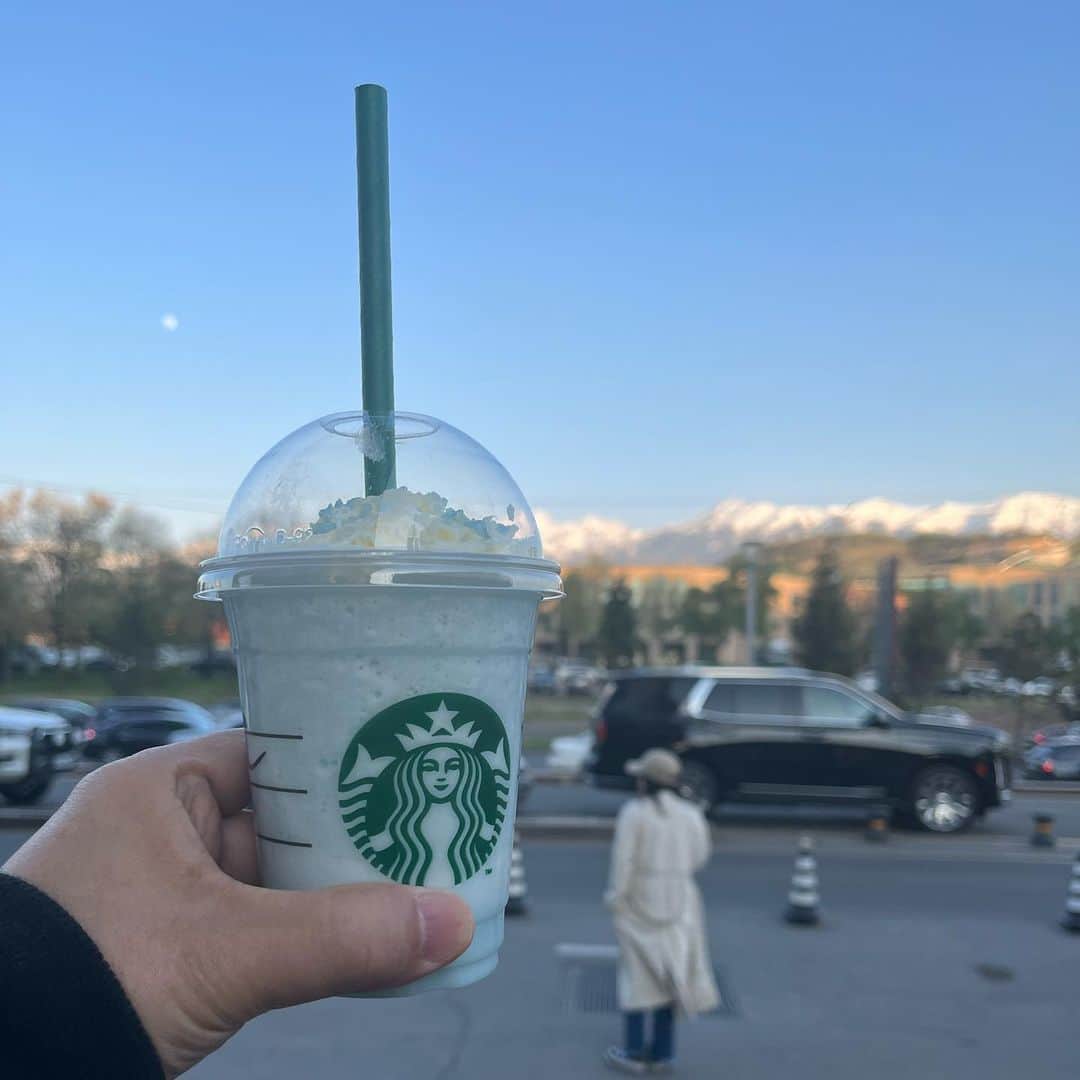藤原ヒロシのインスタグラム：「blue STBK」