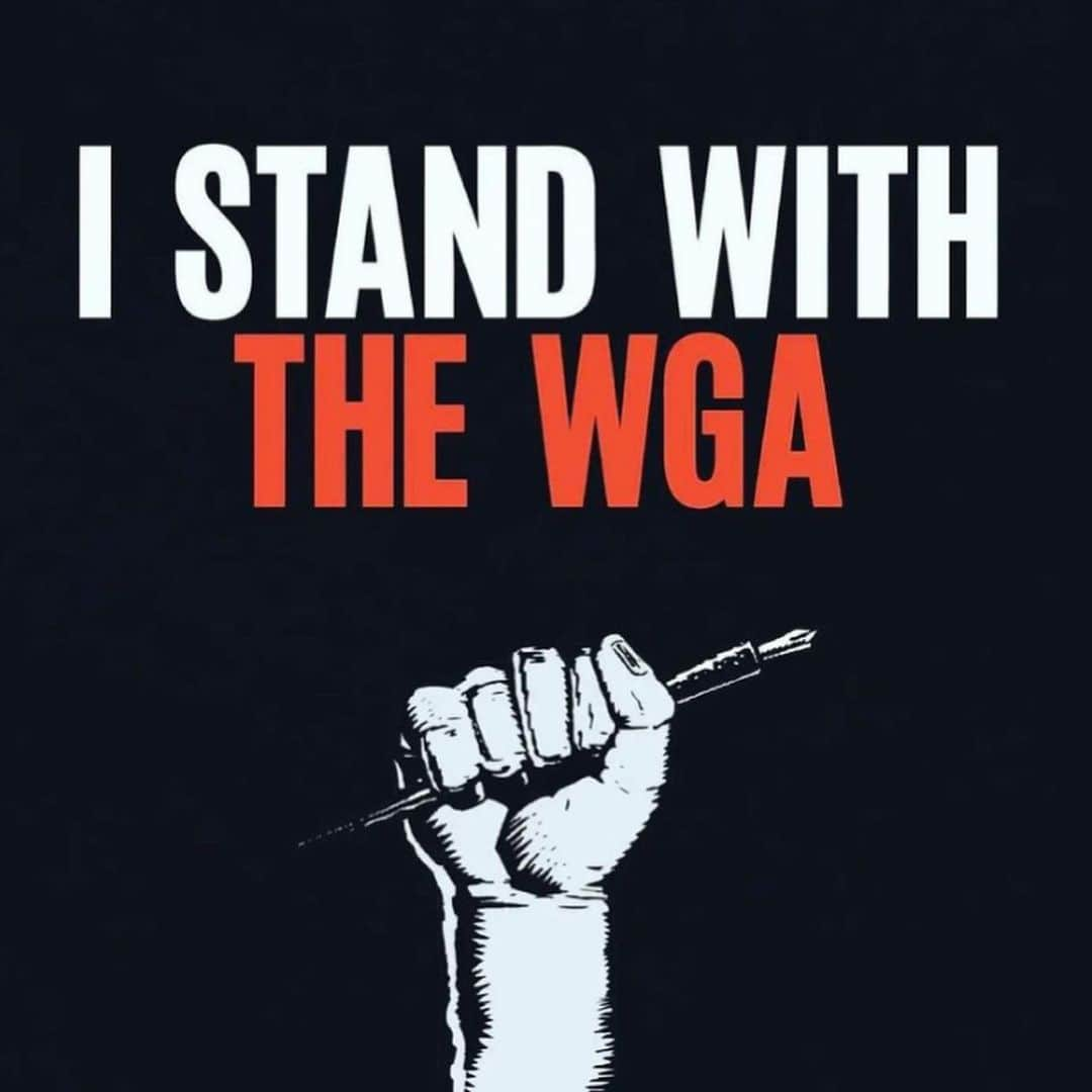 マーシャ・トマソンのインスタグラム：「I stand in solidarity with writers, who are the masterminds behind everything we see on screen. Without the screenwriters, there is no content. PAY THEM FAIRLY!」