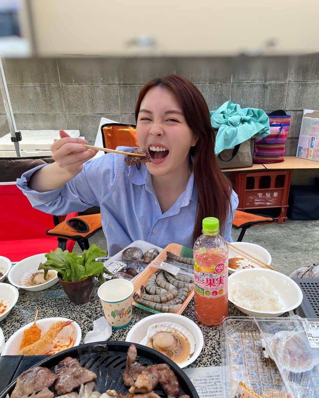 みそさんのインスタグラム写真 - (みそInstagram)「GW家族と友達たちでBBQ🍖 vlogも撮ったけんお楽しみに〜 🐶たちも楽しそうだった♪  帰省前にもりさんに髪また綺麗にしてもらった！ @moriyoshi0118  いつもありがとうございます^_^」5月3日 22時26分 - j__ms_99