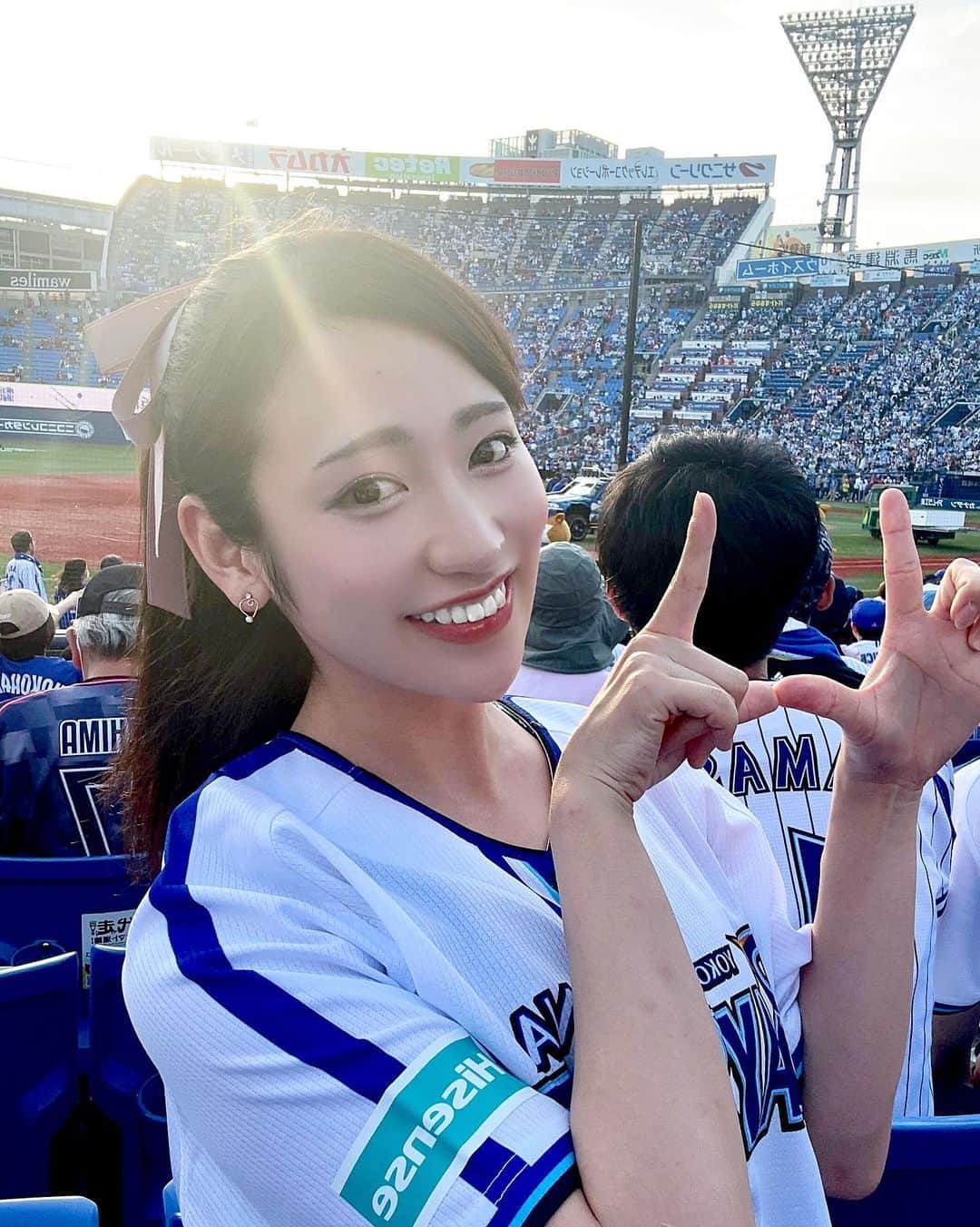 内田ゆめさんのインスタグラム写真 - (内田ゆめInstagram)「本日、Hisenseハイセンス大画面テレビDAYに#大画面大応援プロジェクト の#大応援メッセンジャー としてハマスタに行ってきました⚾️💙  横浜ベイスターズさん、おめでとうございます🎊  バウアー選手の初の一軍試合を生で見られたこと、とても嬉しかったです🥹♡♡♡  久しぶりのハマスタで、とってもテンションあがりました🪄  これからも一緒に#横浜ベイスターズ を応援しましょう！！！🐬💕  #Hisense #ハイセンス #横浜DeNAベイスターズ #baystars #大画面大応援プロジェクト #横浜応援にハイセンス参戦 #こんな所にハイセンス #sponsored #pr」5月3日 23時05分 - cq_yume_u