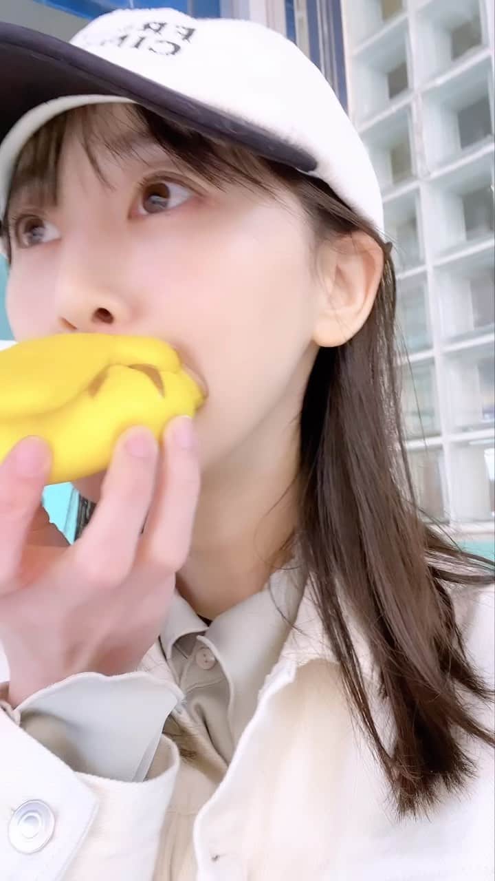 松井玲奈のインスタグラム：「ユニバで食べる食べる。 バタービールが命の水でした。 #ユニバ　#usjファン  #usjフード」