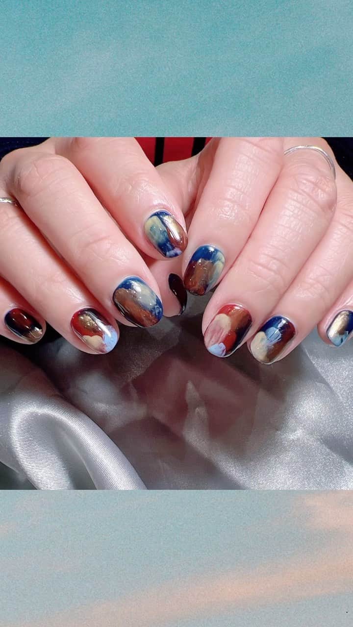 なかやまちえこのインスタグラム：「シンプルなニュアンスネイル💅⠀ ⠀ @aina_hashimot0 ちゃん⠀ デザインはご提案いただきました！⠀ ⠀ @aby_sharenail ⠀ #nail #nails #nailart #ネイル #美甲 #ネイルアート  #japanesenailart #manucure #japanesenails #manicurist #gelnails #أظافر #네일아트 #미용  #เพ้นท์เล็บ #artedeuñas #เพ้นท์เล็บเจล #ジェルネイルデザイン #ネイルデザイン #nagelkunst #ニュアンスネイル⠀ @kimacat_betty @pregel.jp」
