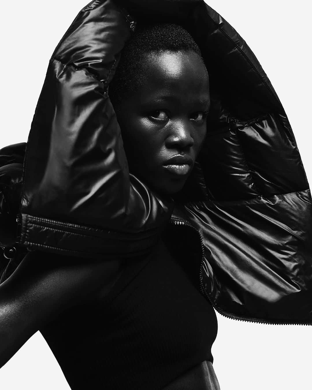 モンクレールのインスタグラム：「Taking shape. #MonclerCollection evolves for a new season of warmth. Same resilient DNA, only lighter.   Discover reimagined styles for Summer 2023 at moncler.com   Photography: @thierrylegouesofficial  Styling: @imruh」