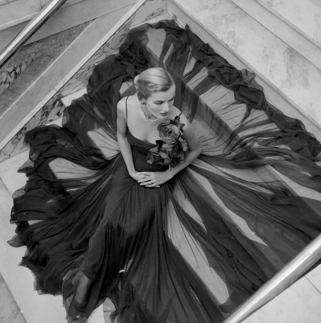 lifeのインスタグラム：「Overhead view of a fashion model, in a chiffon evening gown by Traina-Norell, New York, 1949.   See more photos by LIFE Photographer Nina Leen by clicking the link in our bio!  (📷 Nina Leen/LIFE Picture Collection)  #LIFEMagazine #LIFEArchive #NinaLeen #1940s #Photographer #Fashion #TrainaNorell #NewYork」