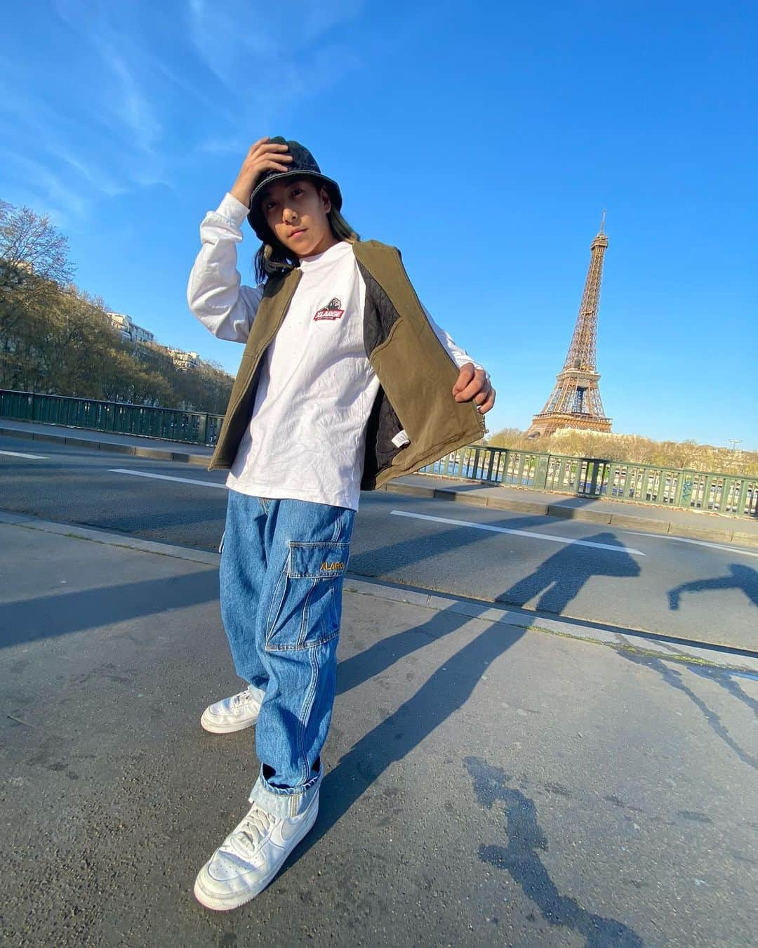 飯沼月光のインスタグラム：「in paris🇫🇷  @xlargejp  @xlarge_snap」