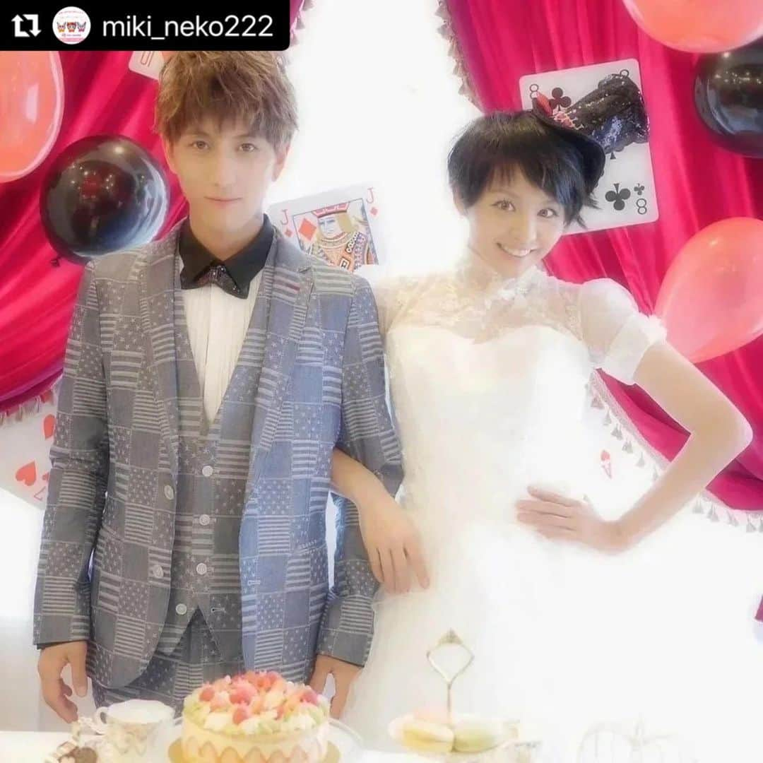 misoNosukeさんのインスタグラム写真 - (misoNosukeInstagram)「. . いつも素敵な画像を作って下さり 感謝でしかないですし  写真の撮り方や商品の売り方までもが 素晴らしくてメチャクチャ有り難いです♡  ↓  #Repost @miki_neko222 with @use.repost  yonyanmo x Animal 3rd eyes × misoNosuke × TSUKANEKO   2023.2.12  ねこフェス+わんでも販売!  チャリティーボールペン 1,500円 (税込)  チャリティーシャーペン 1,500円(税込)  チャリティーポーチ 1,500円 (税込)  @yayonyanmo さんと misoNosukeさんがコラボして  チャリティーグッズを作って下さいました! ※売上は保護犬・保護猫の活動費に使います。  #misono #misoNosuke #スフレの恩返し #支援 #チャリティー #イベント #グッズ #保護犬猫支援 #ねこフェス#つかねこ動物愛護環境福祉事業部 #コラボ #寄付」5月4日 3時13分 - misono_koda_official