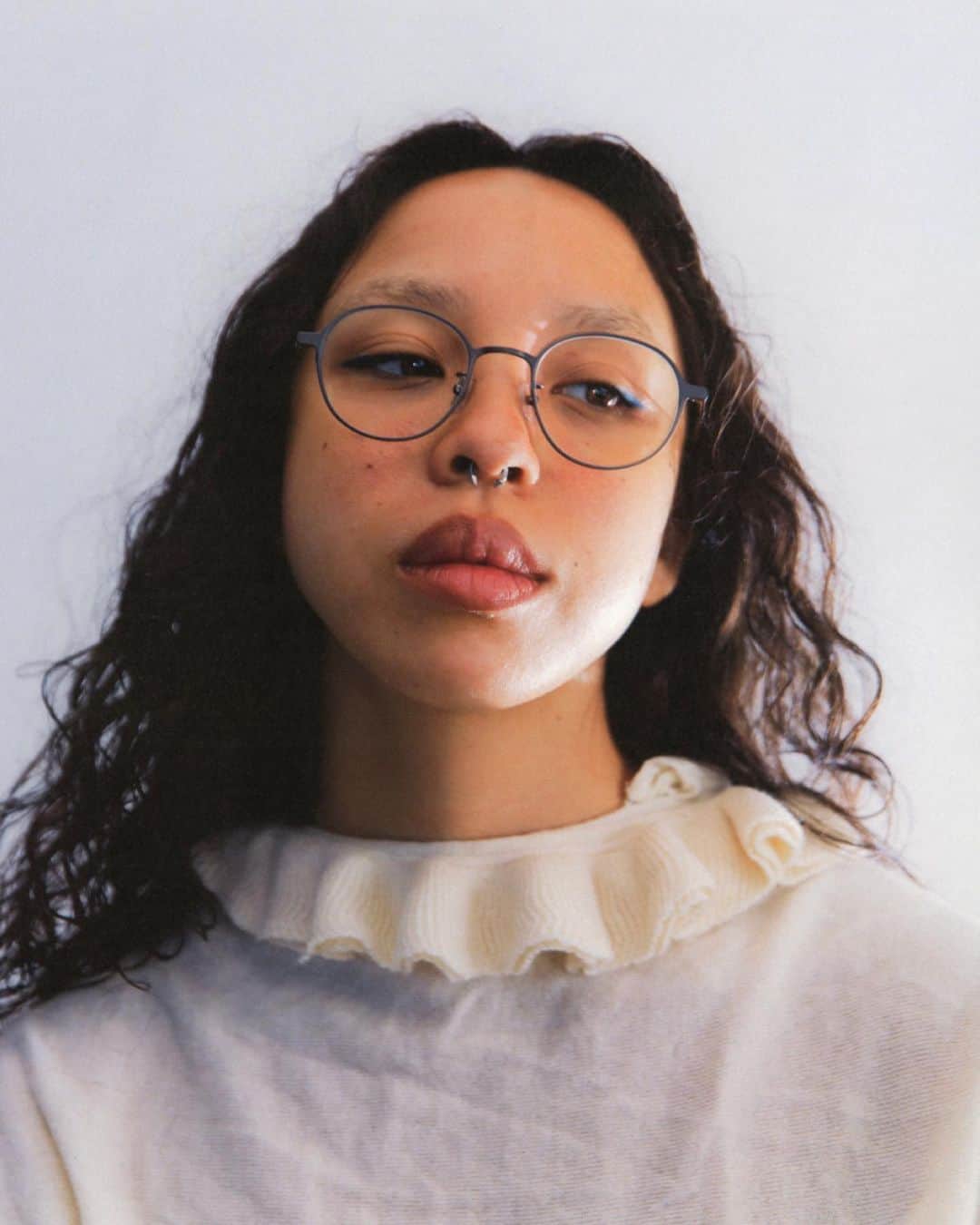 JINSのインスタグラム：「JINS Sabae: Made in Japan frames. New titanium styles now available. Photographed by @ramonadai featuring @talyalouie. Assisted by @shamshawan.」